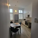 As Elite Kozielska Parking Apartment *